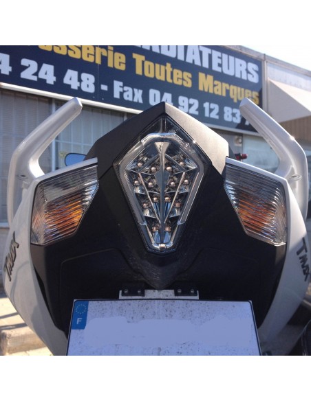 Feu arr blanc a led Tmax 530 E11 