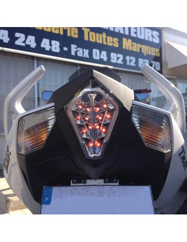 Feu arr blanc a led Tmax 530 E11 